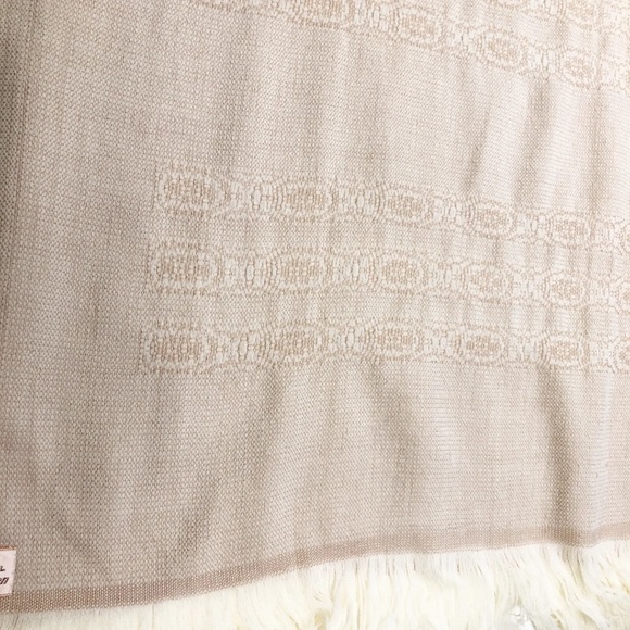 Churchill Handwoven Shawl Scarf tan knit fringe 63"x27" - Picture 8 of 10